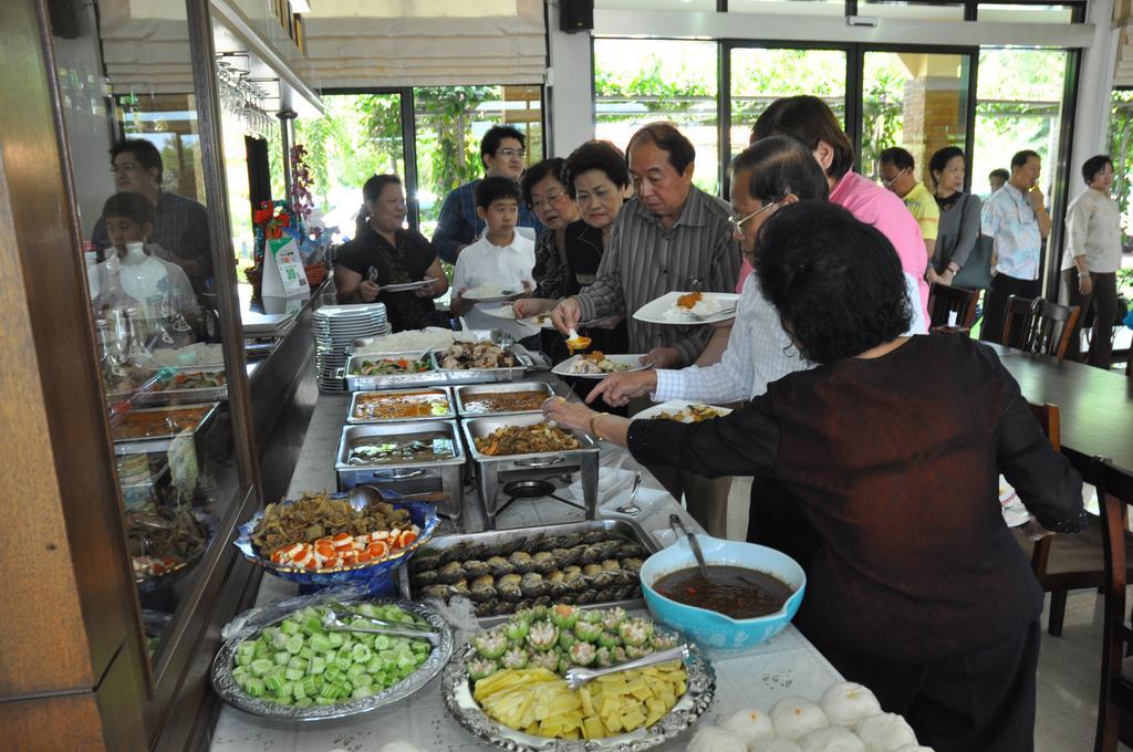 Maeklong Marina Resort Ratchaburi 외부 사진